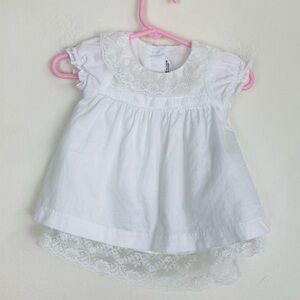 Janie and Jack white lace trim, short sleeve special occasion dress. 0-3 months.